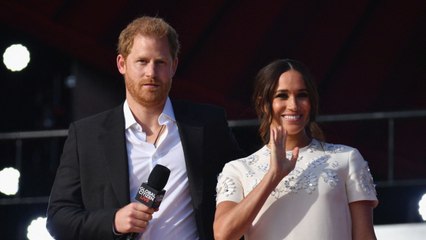 GALA VIDEO - « Ils poignardent la famille royale dans le dos " : Meghan et Harry dézingués par un ancien majordome