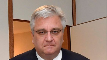 GALA VIDEO - Laurent de Belgique : le frère du roi Philippe est-il le père de Clement Vandenkerckhove ? Réponse !