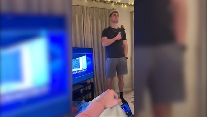 Juega la final de Champions en el 'Football Manager' y pone a su familia a verle: la risa es general