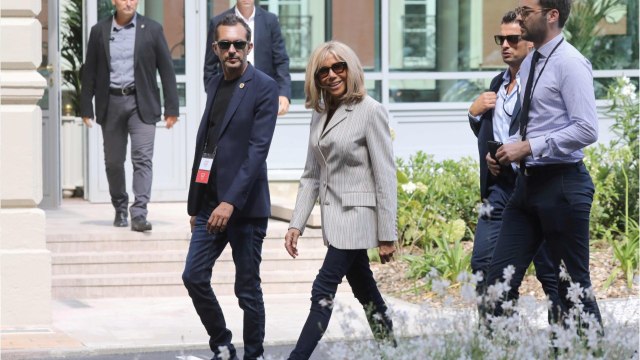 GALA VIDEO - Brigitte Macron entourée des meilleurs : qui sont ses proches conseillers ?