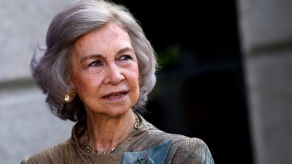 GALA VIDEO - La reine Sofia d'Espagne : nouveau cauchemar au coeur de l'été
