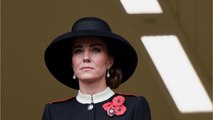 GALA VIDEO - PHOTO – Kate Middleton : son élégant et précieux hommage à Diana pour le Dimanche du Souvenir (1)