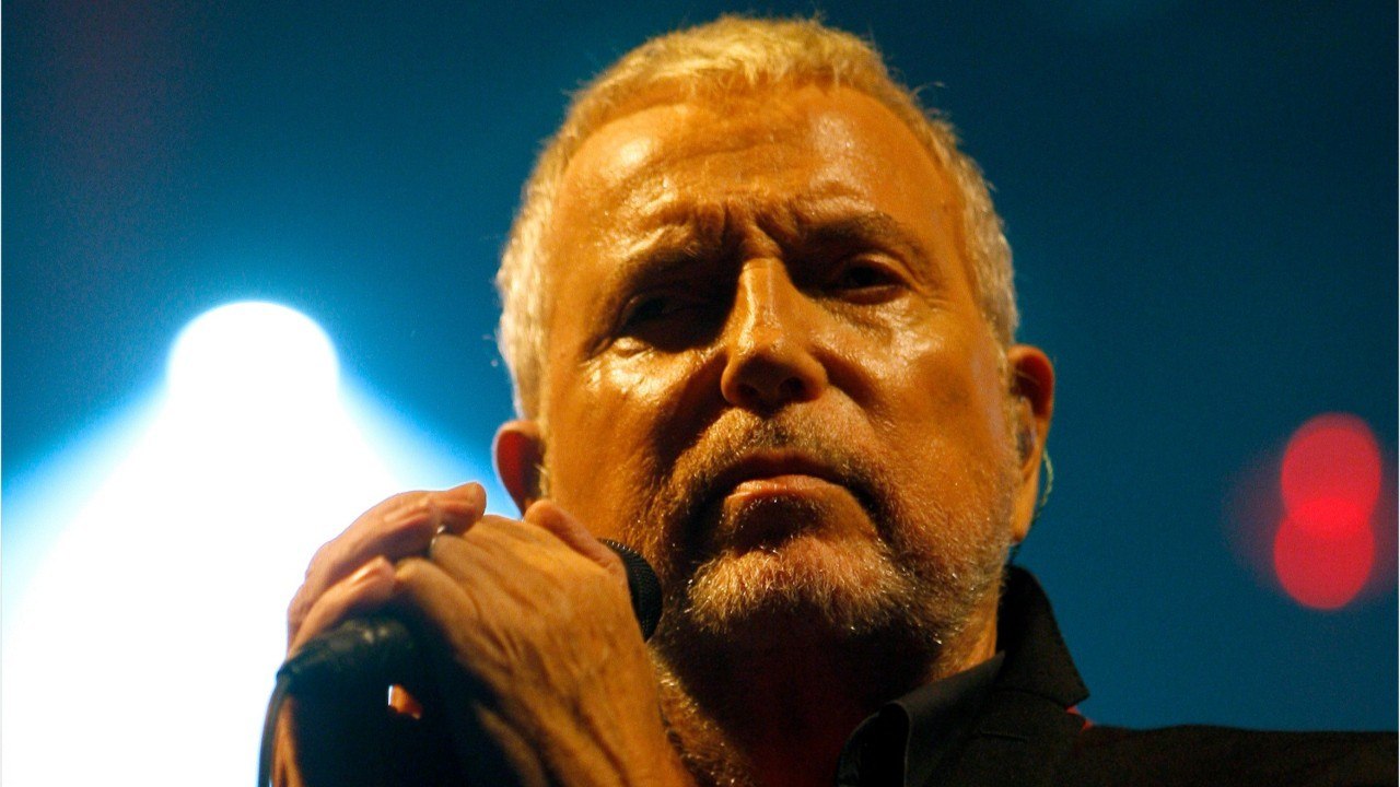 GALA VIDEO - « Jupiter me fait rire " : Emmanuel Macron égratigné par Bernard Lavilliers