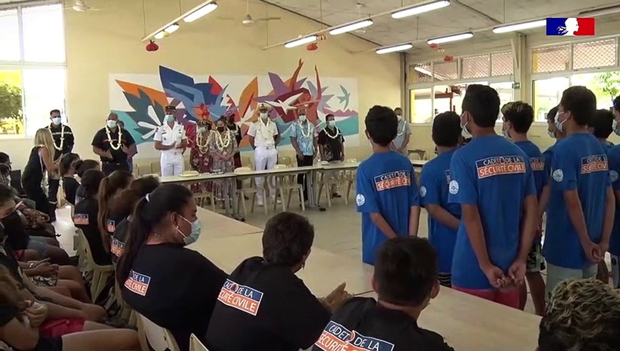 Remise des attestations de cadet de la sécurité civile au collège de Papara