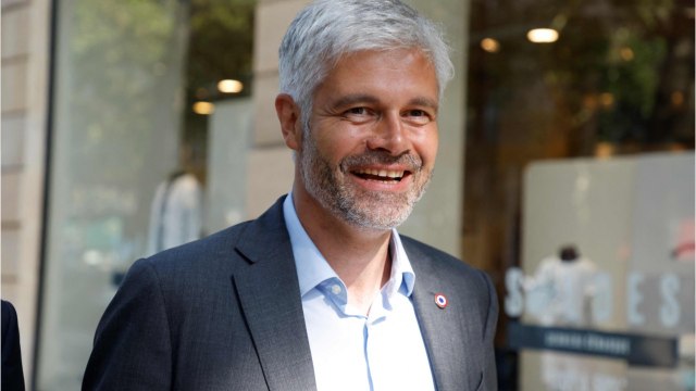 GALA VIDÉO - PHOTO - Laurent Wauquiez papa : il présente son fils Baptiste pendant ses vacances