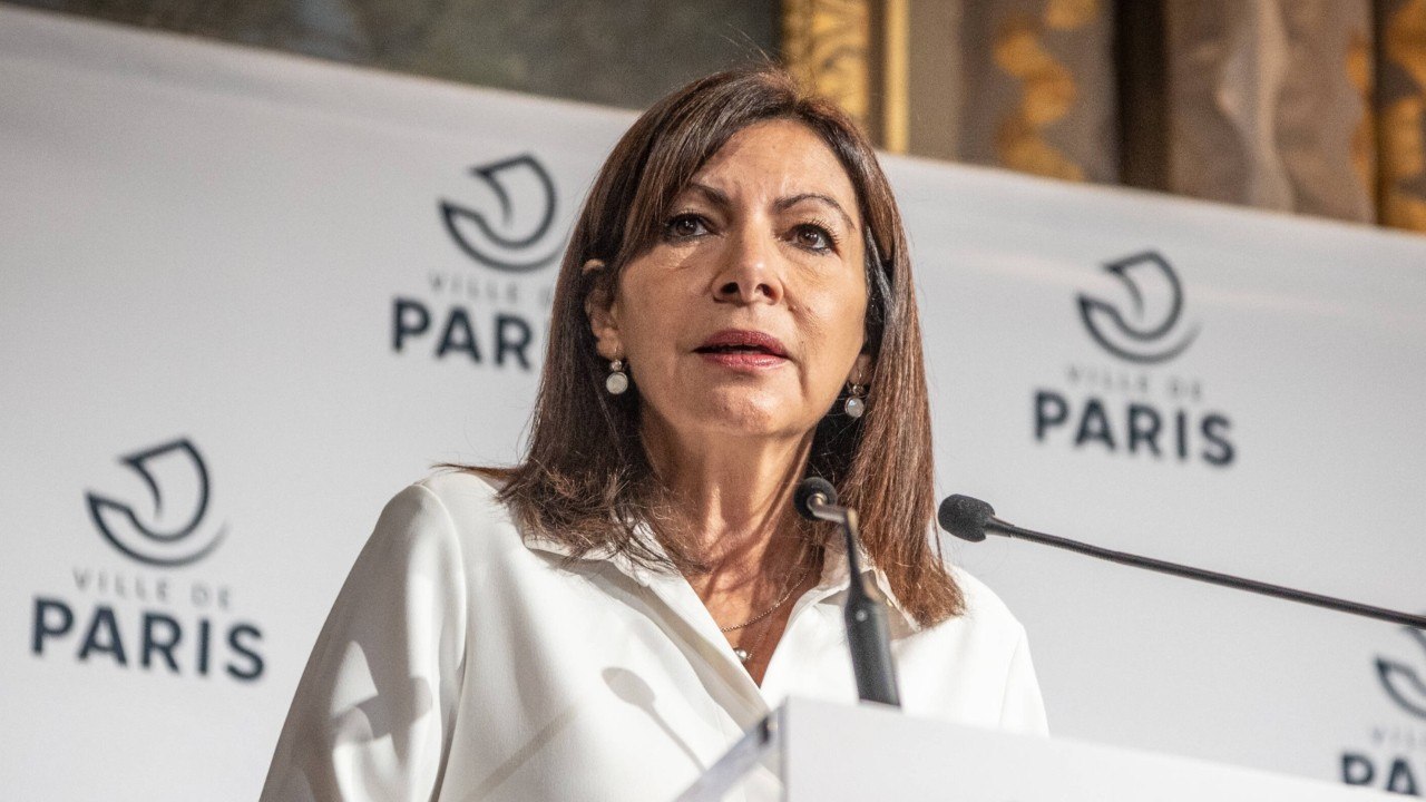 GALA VIDEO - « Elle décide seule " : comment Anne Hidalgo compte se relancer