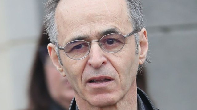 GALA VIDEO - Jean-Jacques Goldman « en colère lors de son départ de la troupe des Enfoirés.