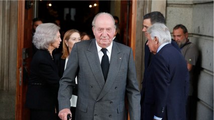 GALA VIDEO - Juan Carlos d'Espagne exilé : loin des siens, il prépare ses funérailles.