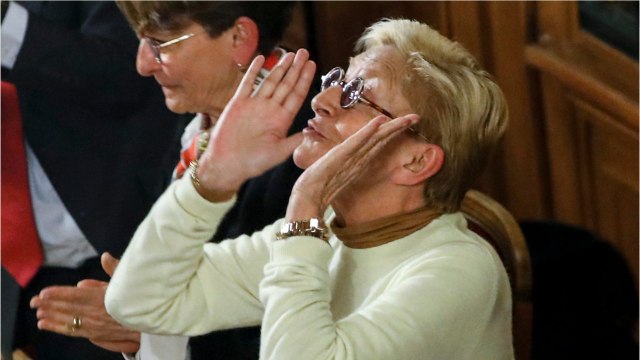 GALA VIDEO - Isabelle Balkany aux anges : elle a finalement retrouvé sa petite « coquine