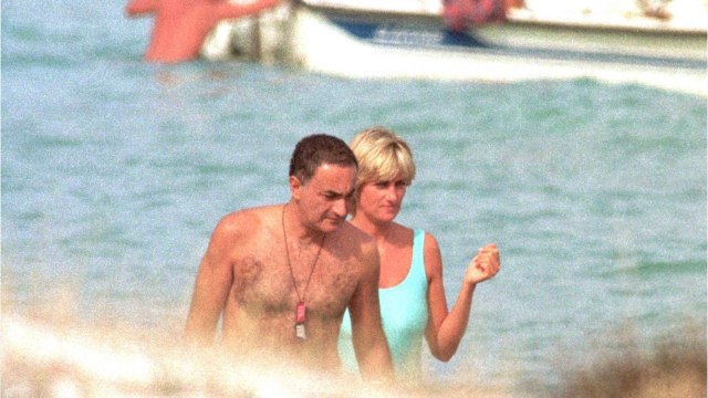 GALA VIDEO - Diana : un mariage et un bébé avec Dodi Al-Fayed ? Pourquoi ses amis n'y ont jamais cru
