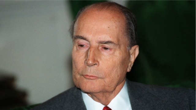 GALA VIDEO - Comment la maîtresse de François Mitterrand a découvert l'existence d'Anne Pingeot et de Mazarine Pingeot