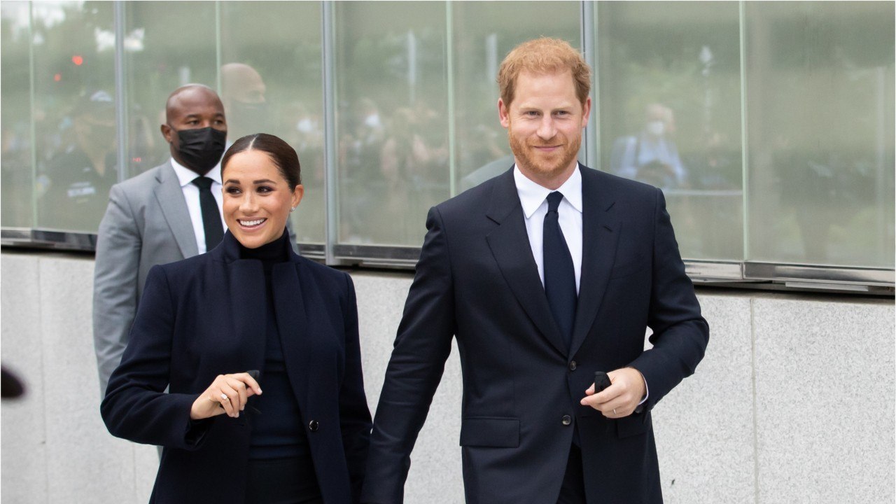 GALA VIDEO - Meghan Markle et Harry bientôt de retour en Angleterre au nom de « la magie royale " ?