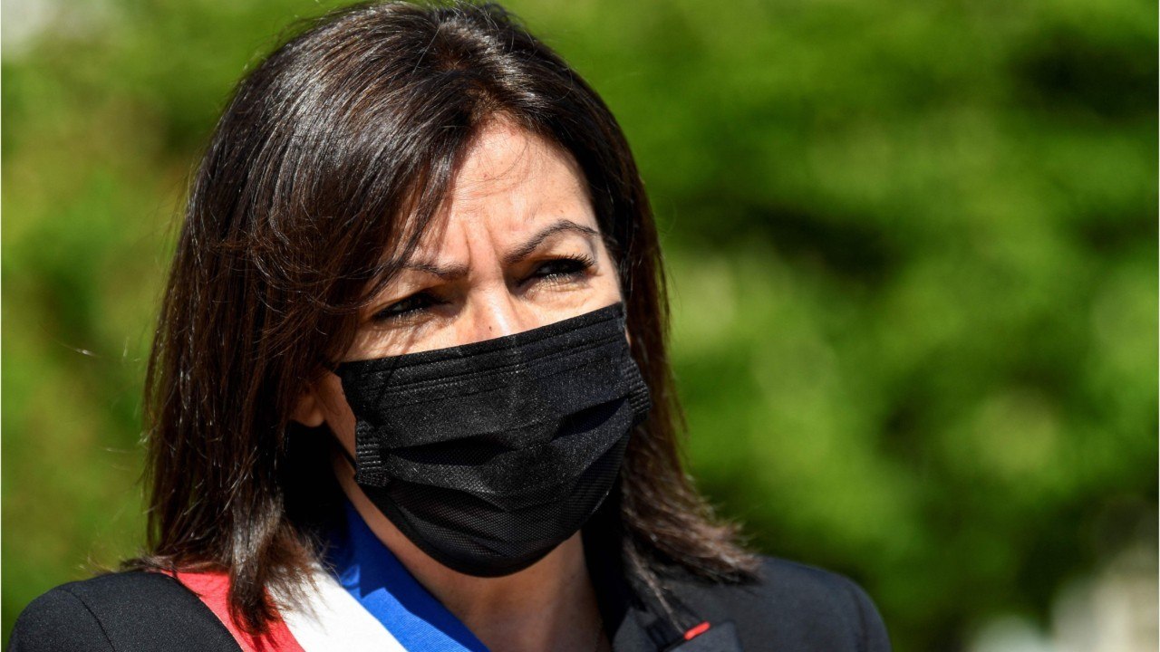 GALA VIDEO - Anne Hidalgo donne raison à Rachida Dati : les deux femmes sur la même longueur d’ondes.