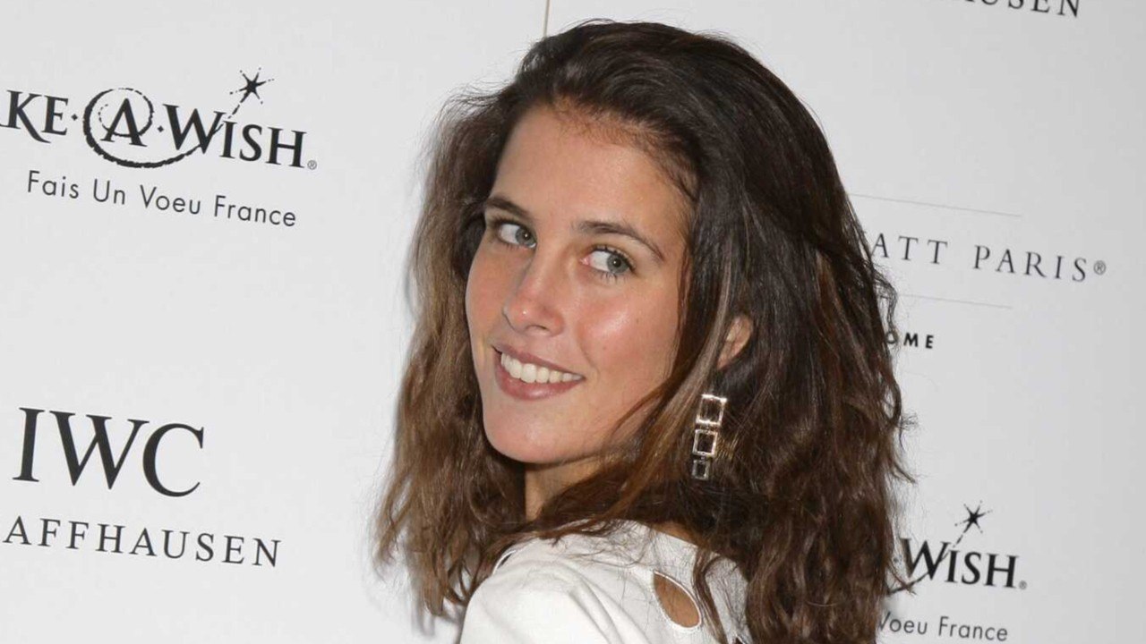 GALA VIDEO - PHOTO – Clémence Castel (Koh-Lanta) amoureuse : sa chérie lui donne des ailes !