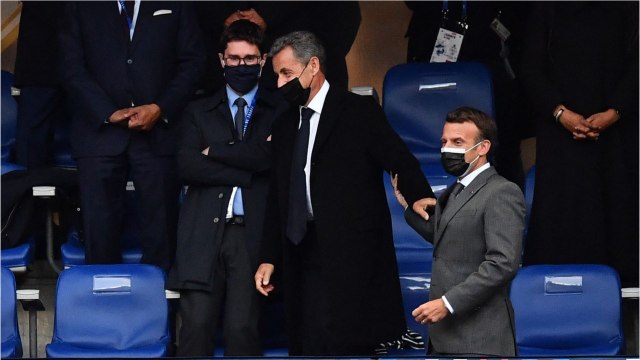 GALA VIDEO - « Orgueil et maladresse : Emmanuel Macron a les oreilles qui sifflent…