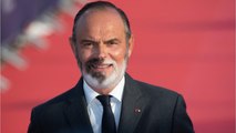 GALA VIDEO - Édouard Philippe émouvant sur son père malade : il raconte leurs derniers instants.