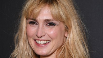GALA VIDEO - Le saviez-vous ? L’un des fils de Julie Gayet souffre d’une grave maladie