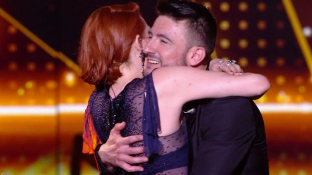 GALA VIDEO - 20 ans de Star Academy - Je l'aime : Élodie Frégé fait une tendre déclaration à Michal