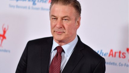 GALA VIDEO - Alec Baldwin tue une femme par accident : ce tweet prémonitoire 4 ans avant le drame