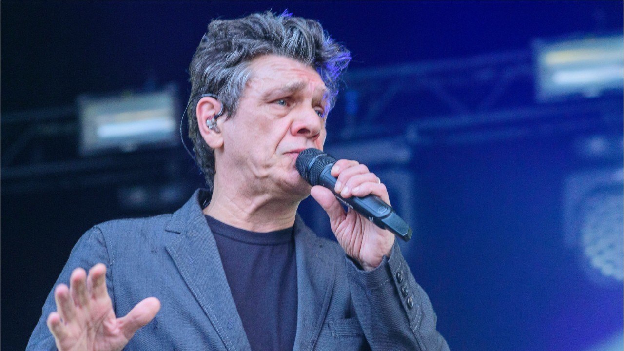 GALA VIDEO - Duos Mystères : Marc Lavoine et son frère Francis émus et touchants sur TF1