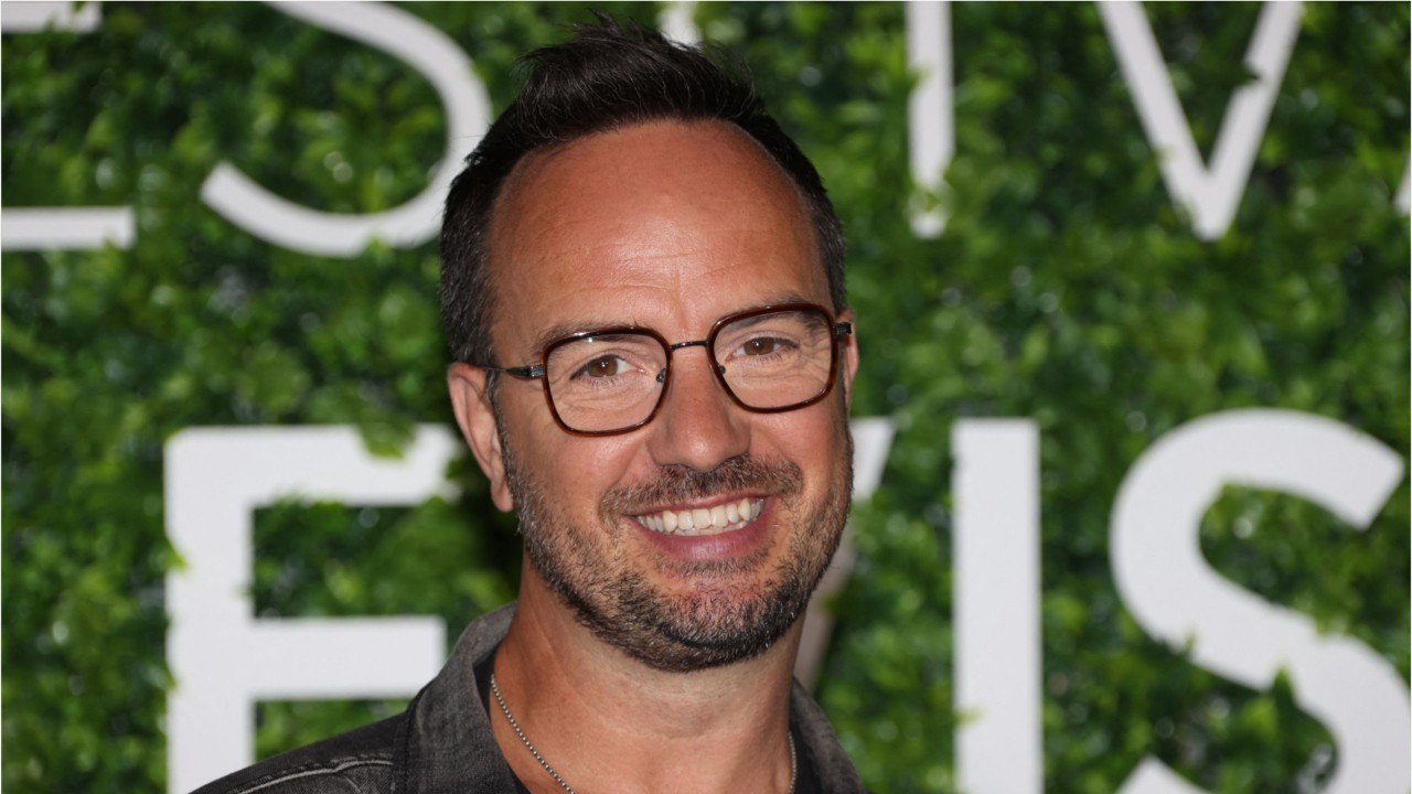 GALA VIDEO - Jarry touchant sur la GPA : « Mes enfants n'ont toujours pas de papiers français "