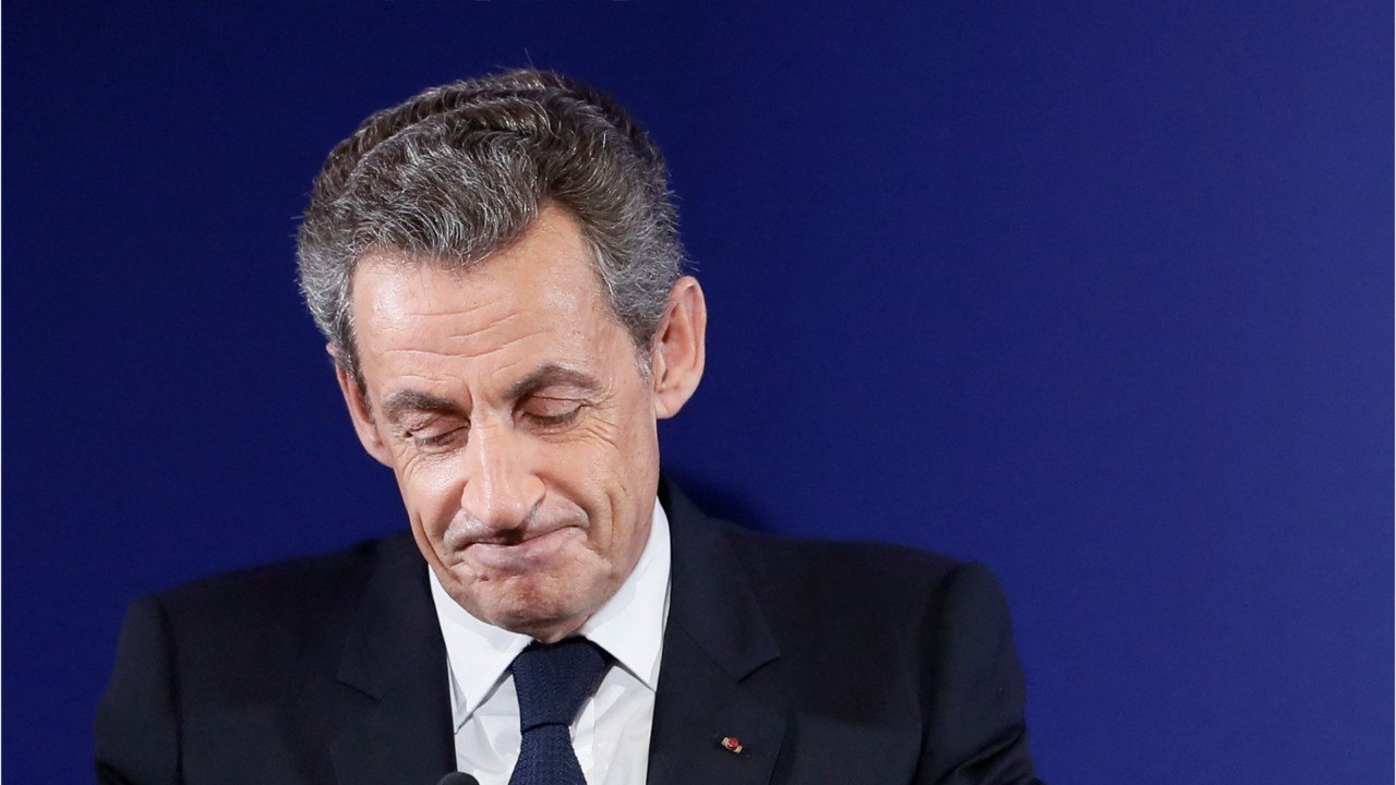 GALA VIDEO - Nicolas Sarkozy « rassuré " après un premier bain de foule suite à sa condamnation