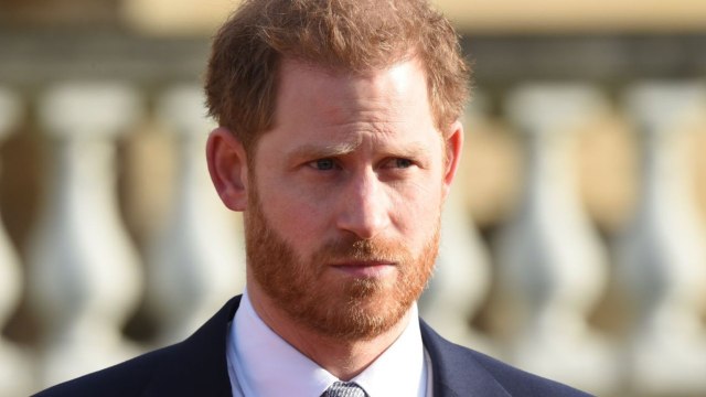 GALA VIDEO - Le prince Harry : « Une réconciliation possible avec sa famille que s'il divorce de Meghan .