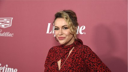 GALA VIDEO - Alyssa Milano émouvante sur ses fausse-couches et avortements