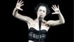 GALA VIDEO - Eurovision 2021 – Barbara Pravi : qui est son compagnon ?
