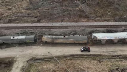 (DRONE) Hortum felaketinde yük treni raydan çıktı, çok sayıda ev zarar gördü