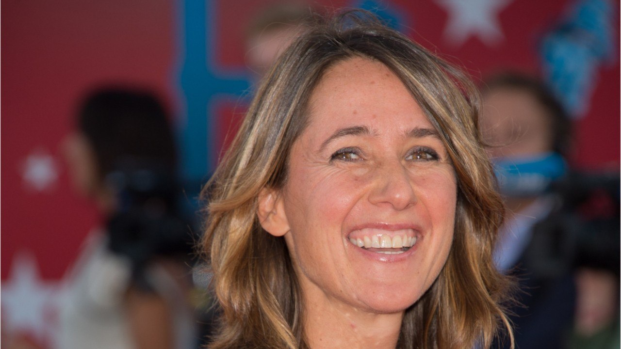 GALA VIDEO - Miss France : Alexia Laroche-Joubert explique pourquoi une candidate ne peut pas être maman