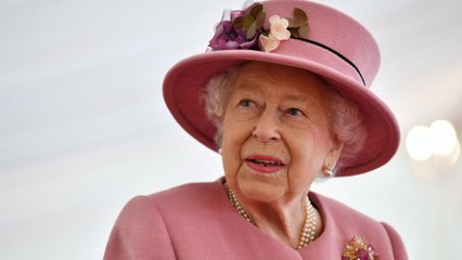 GALA VIDEO -Elizabeth II chagrinée : ces révélations qui lui font mal