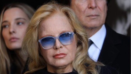 GALA VIDEO - « Ça a été infernal " : Sylvie Vartan remontée sur la guerre de l'héritage de Johnny Hallyday