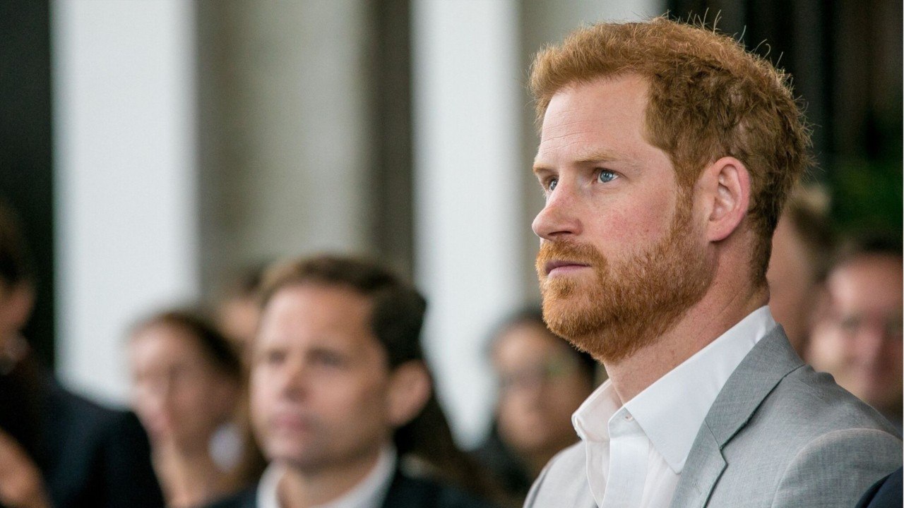GALA VIDEO - Le prince Harry de retour au Royaume-Uni mais forcé de rater un bel événement.