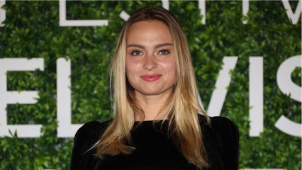 GALA VIDÉO - « Je ne voulais pas de pitié " : Aurélie Pons explique sa décision de continuer DALS après la mort de son père.