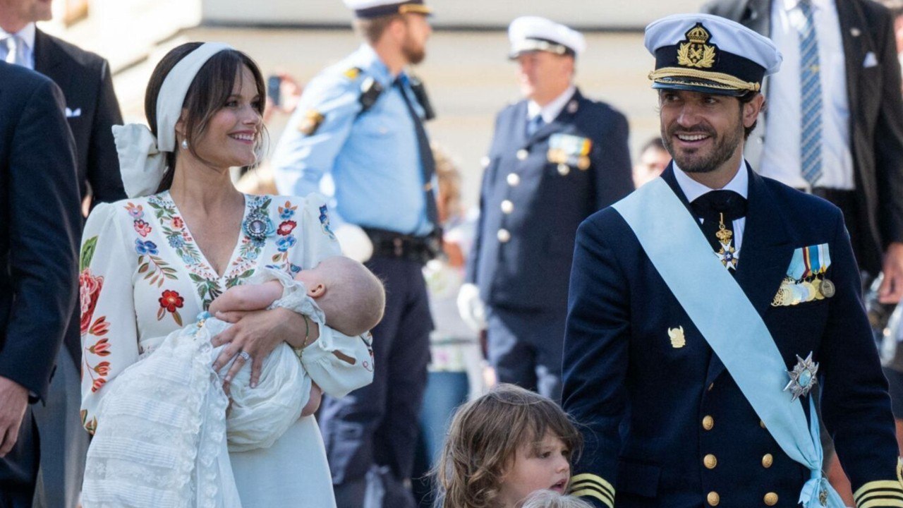 GALA VIDEO - PHOTO – Carl Philip et Sofia de Suède : ce nouveau cliché de leur fils Gabriel qui fait craquer le royaume.