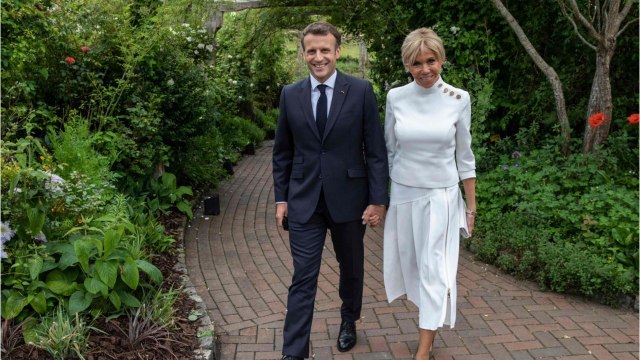 GALA VIDÉO - Emmanuel et Brigitte Macron fusionnels : Ils savent minute par minute ce que vit l'autre
