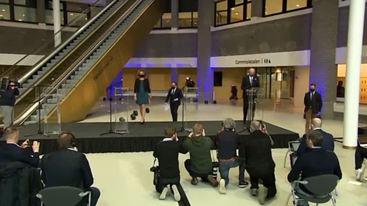 Rutte a capo di un nuovo governo olandese che nasce  a 271 giorni dal voto