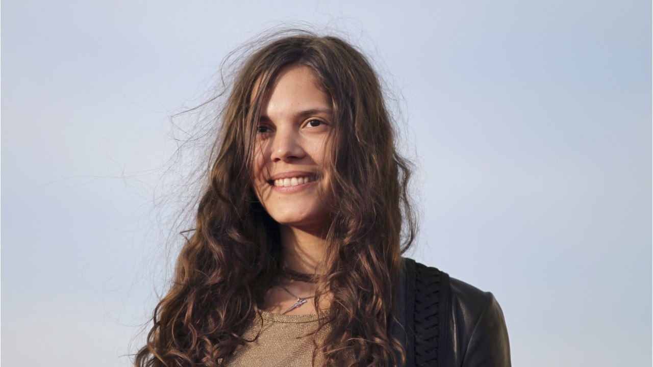 GALA VIDÉO - PHOTO – Vanille Clerc maman comblée : la fille de Julien Clerc dévoile le visage de son fils.