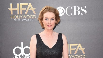 GALA VIDEO - Mort de Lisa Banes : l'actrice de "Cocktail" tuée par un scooter électrique