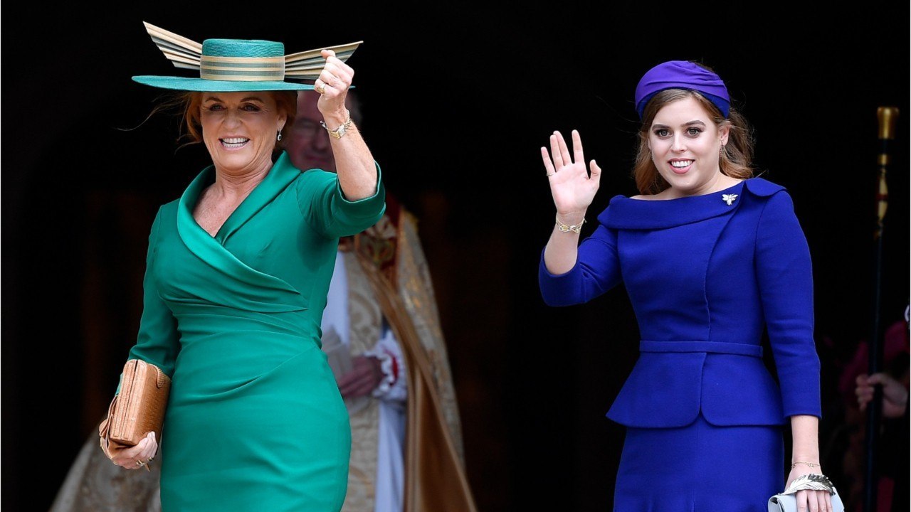 GALA VIDEO - Princesse Beatrice enceinte : Sarah Ferguson une grand-mère déjà omniprésente