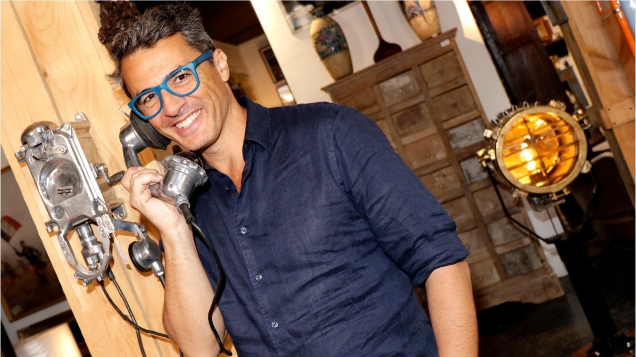 GALA VIDEO - « Un tas de guignols ", «  des couillons " : Julien Cohen (Affaire conclue) s'agace