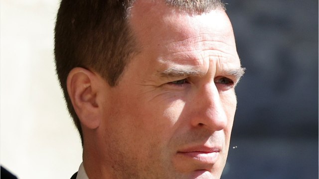 GALA VIDÉO - Peter Phillips, le petit-fils d'Elizabeth II, finalise enfin son divorce : les détails révélés