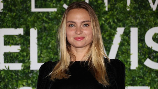 GALA VIDEO - Ici tout commence : Aurélie Pons bouleversée par le message d'une fan