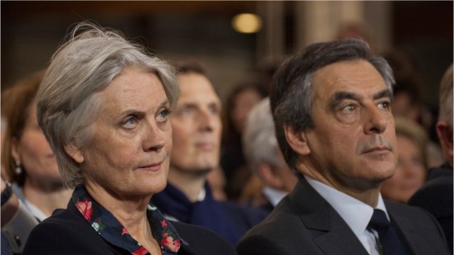GALA VIDEO - Penelope et François Fillon : combien vaut leur luxueux manoir de Beaucé ?