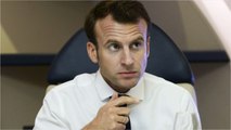 GALA VIDEO - Emmanuel Macron « tout seul avec son sac à dos 