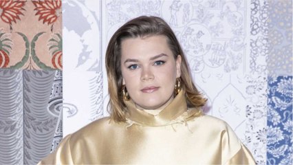 GALA VIDEO - Camille Gottlieb « un cœur à prendre " : elle s’amuse de son célibat !