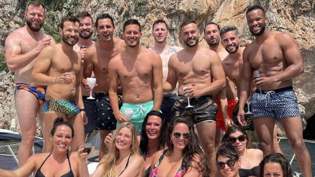 GALA VIDEO – Mariés au Premier Regard : bikinis et weekend de folie pour Cécile, Fred et bien d'autres