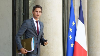 GALA VIDEO - « Le puncheur tranquille " : Gabriel Attal, l'atout charme d'Emmanuel Macron