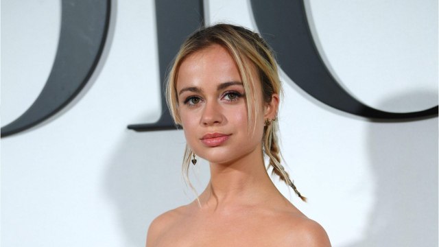 GALA VIDEO - Lady Amelia Windsor : loin des dorures royales, la cousine de William et Harry dévoile sa maison